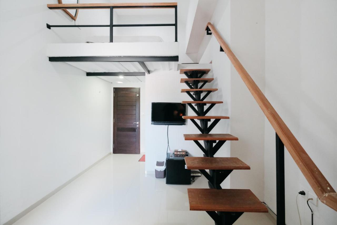 D'Tamblingan Guest House At Taman Griya Jimbaran Redpartner - Minimum Stay 30 Nights Ngoại thất bức ảnh