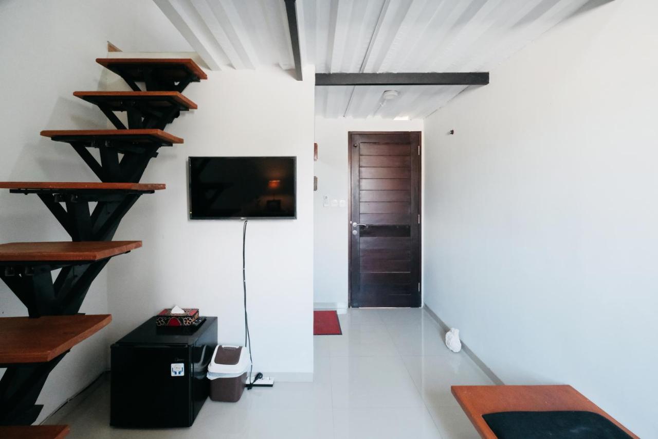 D'Tamblingan Guest House At Taman Griya Jimbaran Redpartner - Minimum Stay 30 Nights Ngoại thất bức ảnh
